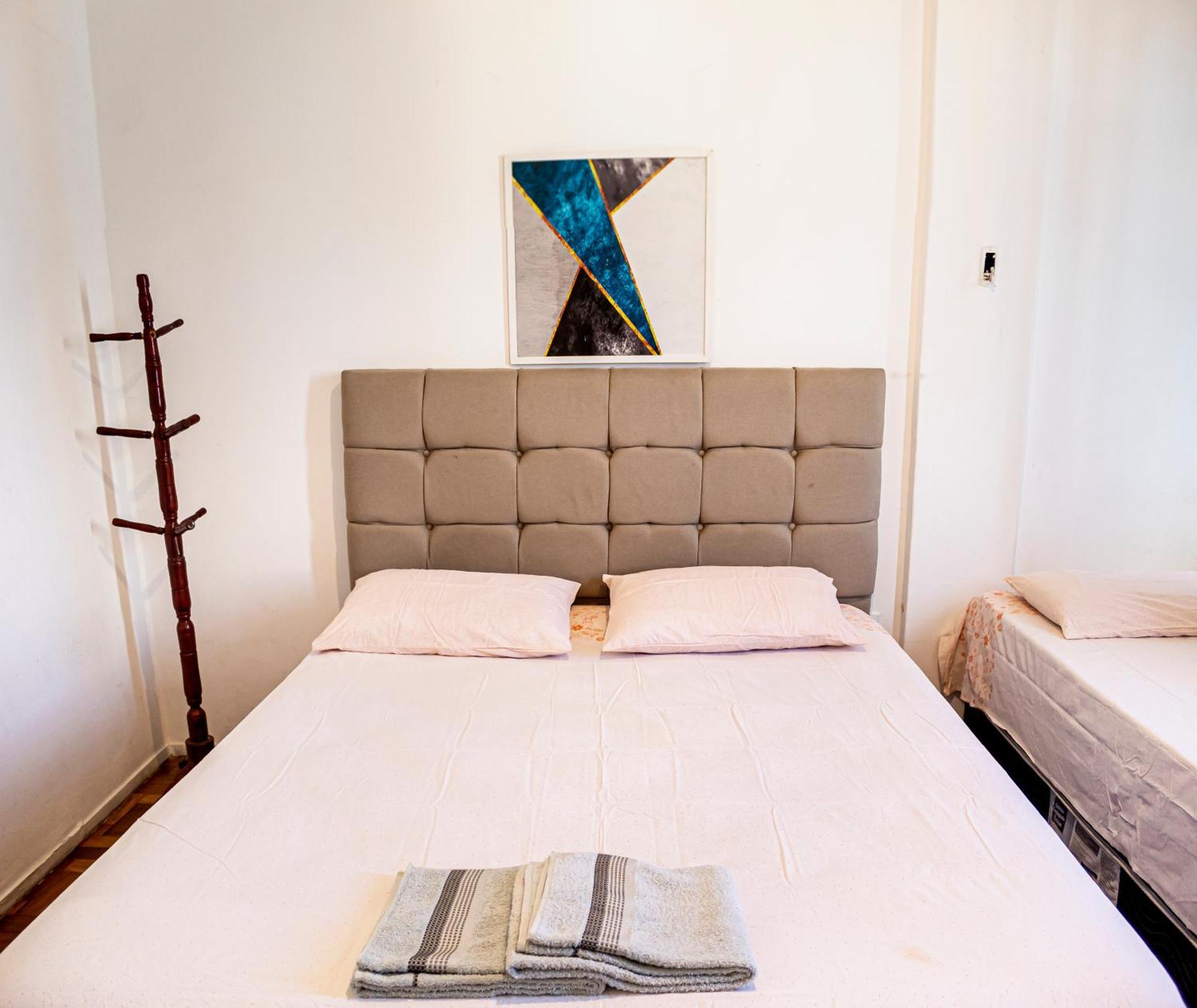 Copacabana Beach Apartment: 3 Bedrooms, 4 Baths, Air Con & Wi-Fi Rio de Janeiro Exterior photo
